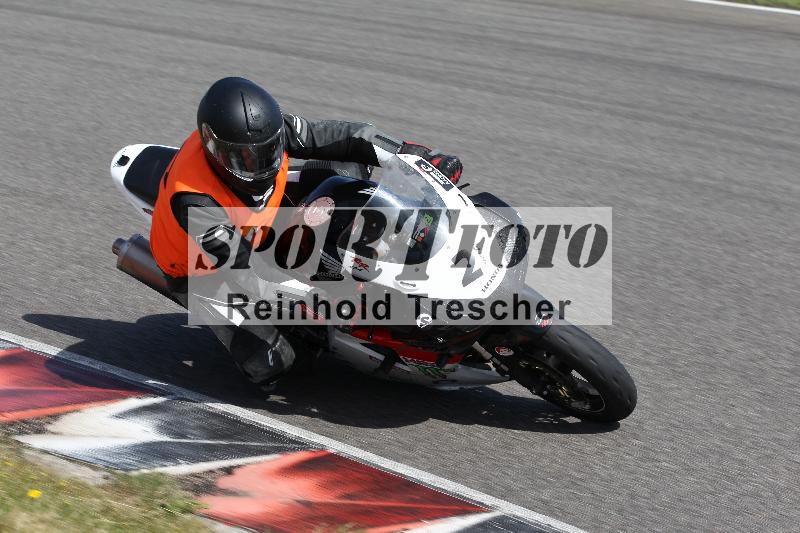 /Archiv-2022/08 17.04.2022 Speer Racing ADR/Instruktorengruppe/2